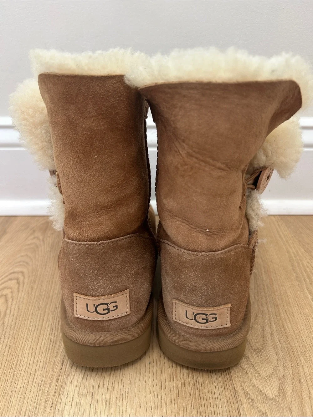 UGG very good